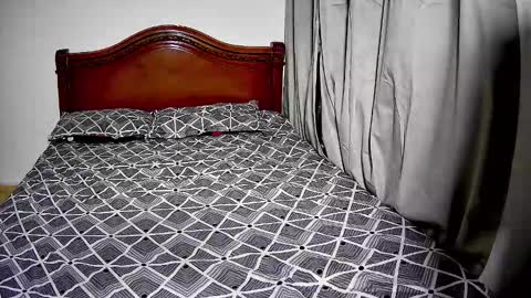 nicki online show from March 15, 11:00 pm