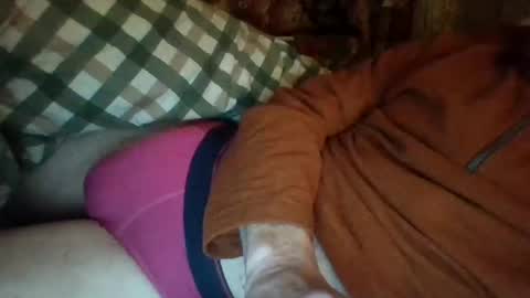 Snapshot of nickocarr chatting on December 8, 6:33 am nickocarr online show from December 8, 6:33 am