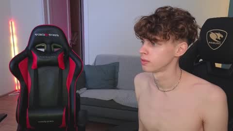 Nicki  Danny online show from March 2, 3:02 am