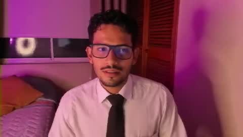 nicolasrodrii online show from February 17, 12:31 am