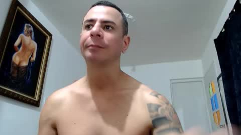 Nicolay online show from November 17, 8:01 pm