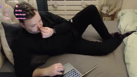 nielsgellen online show from January 7, 10:48 pm