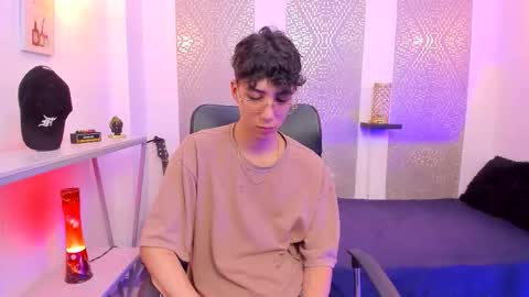    online show from November 26, 5:10 am