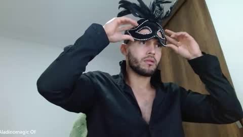 Noah online show from October 31, 11:46 am