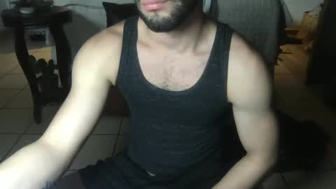 Snapshot of nobudget06 chatting on January 27, 2:24 pm nobudget06 online show from January 27, 2:24 pm