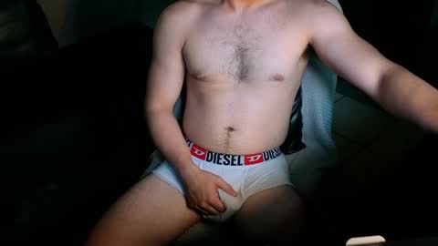 Snapshot of nobudget06 chatting on September 9, 12:21 am nobudget06 online show from September 9, 12:21 am