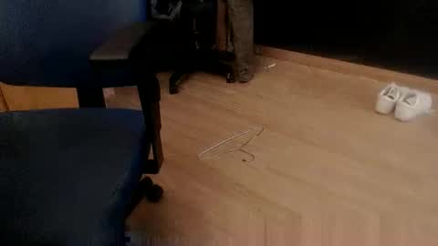 nodorian online show from April 19, 7:16 pm