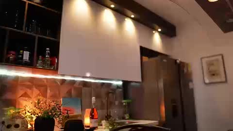 kevin online show from February 28, 11:15 pm