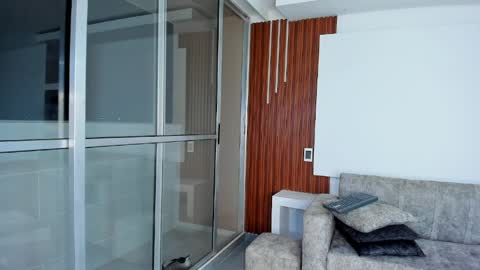 nohabennett7 online show from April 9, 7:14 am