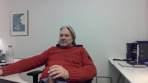 Ralle online show from January 9, 3:50 pm