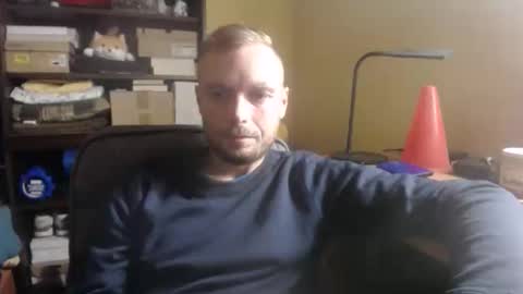 Snapshot of nontipperjakub chatting on October 4, 8:35 pm J. online show from October 4, 8:35 pm