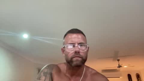 nudemoto online show from February 1, 3:33 pm