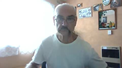 Neil online show from November 10, 3:11 am