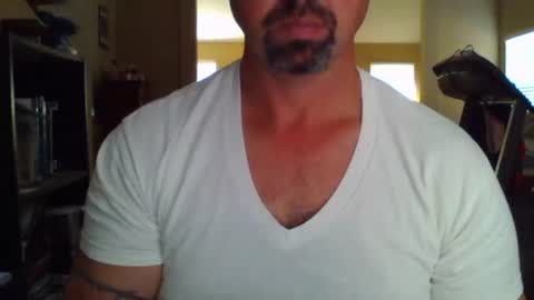 nvrenuff1979 online show from December 21, 5:32 pm