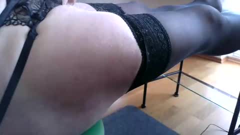 nylon811 online show from January 7, 12:16 pm