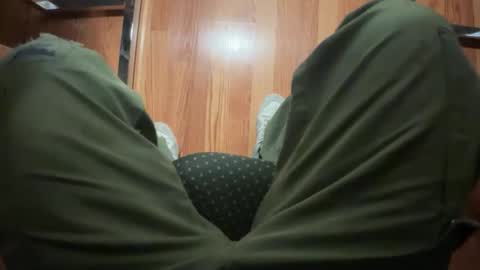 obiwand653040 online show from November 1, 1:42 am