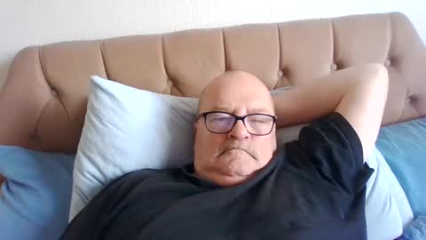 old_fkr online show from January 14, 9:24 am