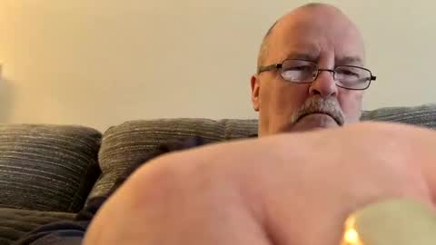 old_fkr online show from December 10, 10:28 am