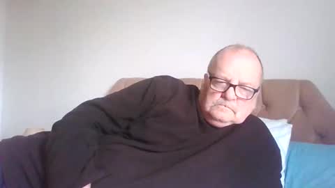 old_fkrr_ online show from February 8, 11:48 am