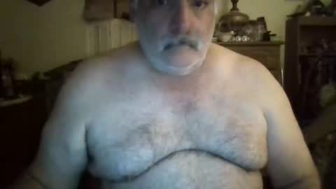 oldcockforyngladies online show from November 12, 10:21 am