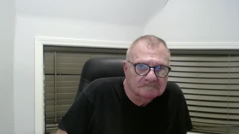 oldguybigd online show from September 23, 3:50 am