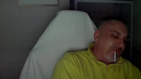 Snapshot of olimpio1230 chatting on March 11, 12:28 pm olimpio1230 online show from March 11, 12:28 pm