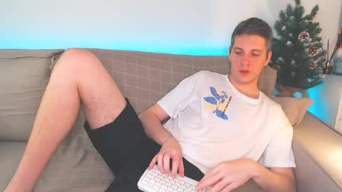 Oliver online show from January 8, 12:47 pm