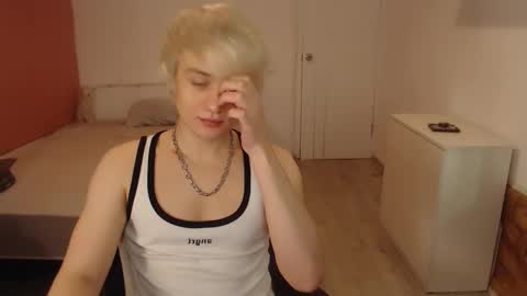 Oliver online show from February 16, 1:25 am