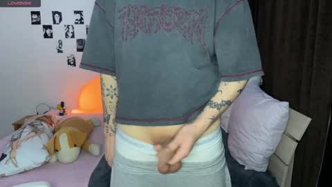 oliver online show from October 24, 3:03 pm