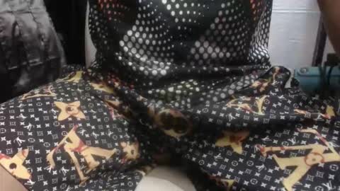 OlySantos online show from April 20, 10:07 am