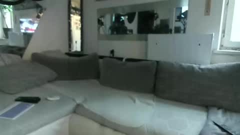 .....mICha..... online show from April 12, 12:06 pm