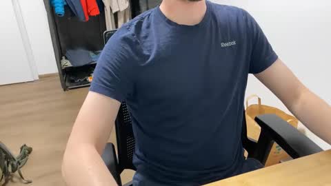 Woody online show from November 13, 7:29 pm