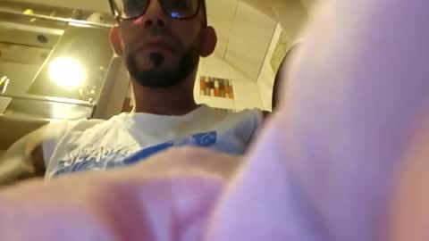 orlandovilla48 online show from October 12, 5:18 pm