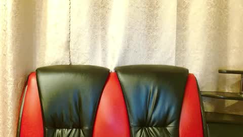 Oscar online show from November 23, 11:05 pm