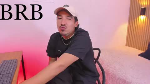 Otto Andrew online show from April 19, 3:06 am