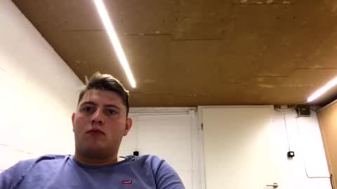 outflayd online show from January 8, 6:13 pm