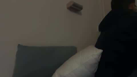 Snapshot of ovidius96 chatting on October 21, 6:11 pm ovidius96 online show from October 21, 6:11 pm