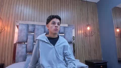 Owen Johnson online show from December 15, 12:02 pm