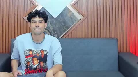 owen_mccarthy online show from January 3, 8:22 pm