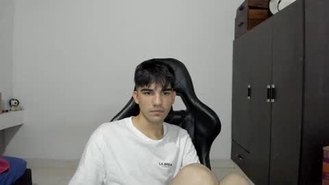 pakun_ online show from December 24, 1:27 am