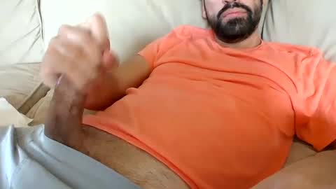 Snapshot of paolo402 chatting on October 2, 2:32 pm Paolo online show from October 2, 2:32 pm