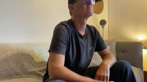 papa_show online show from October 13, 7:47 am