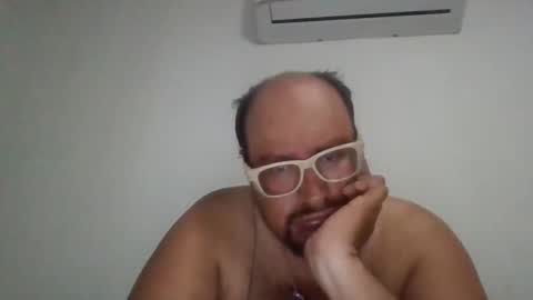 papi_adiel4 online show from March 1, 11:54 am