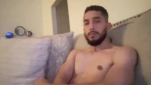 papicubano_guapo23cm online show from December 16, 5:38 am