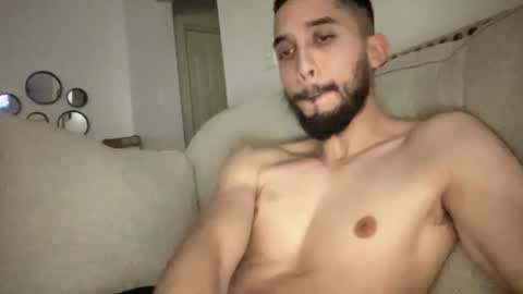 papicubano_guapo23cm online show from January 18, 6:20 am