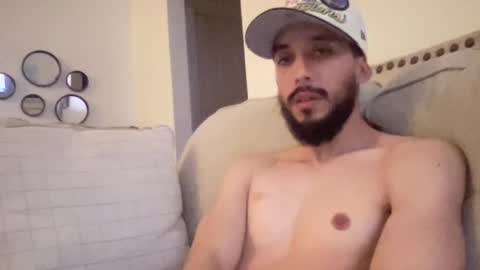 papicubano_guapo23cm online show from March 2, 7:09 am