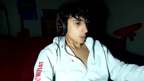 Lau online show from March 3, 9:39 am