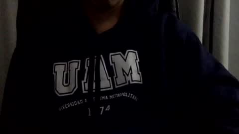 Snapshot of papy_dani33 chatting on February 20, 7:12 am papy_dani33 online show from February 20, 7:12 am