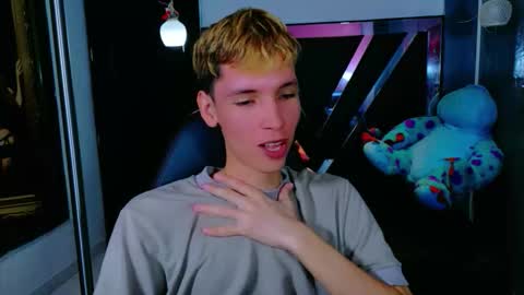 park_jimin1 online show from November 28, 4:31 pm