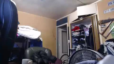 pascal88881 online show from October 31, 12:01 am